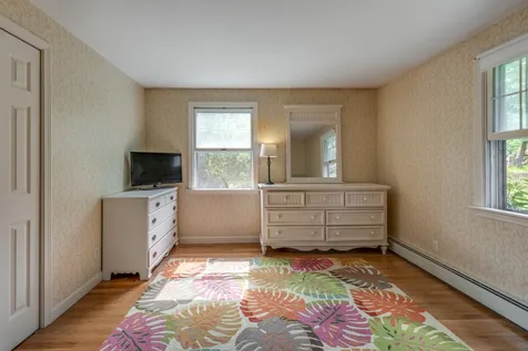 183 Derry Road Chester NH 03036