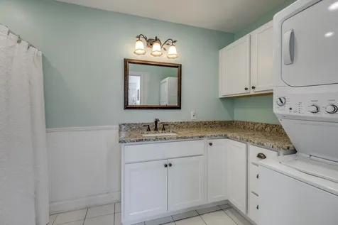 183 Derry Road Chester NH 03036