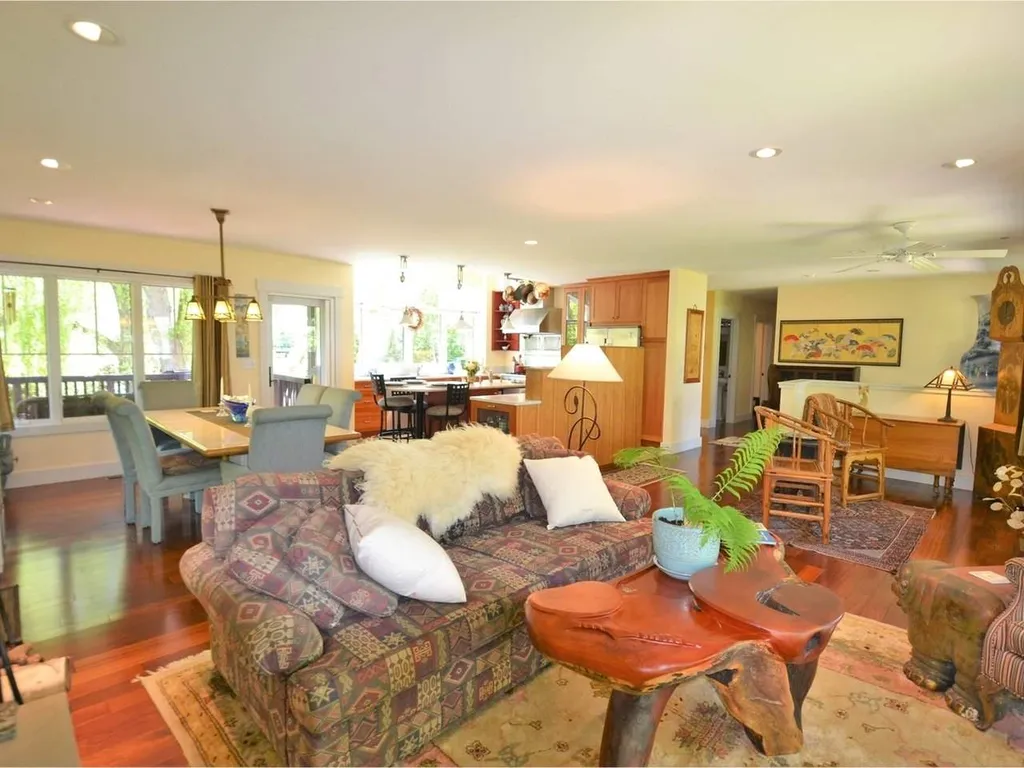 837 Bay Road Shelburne VT 05482