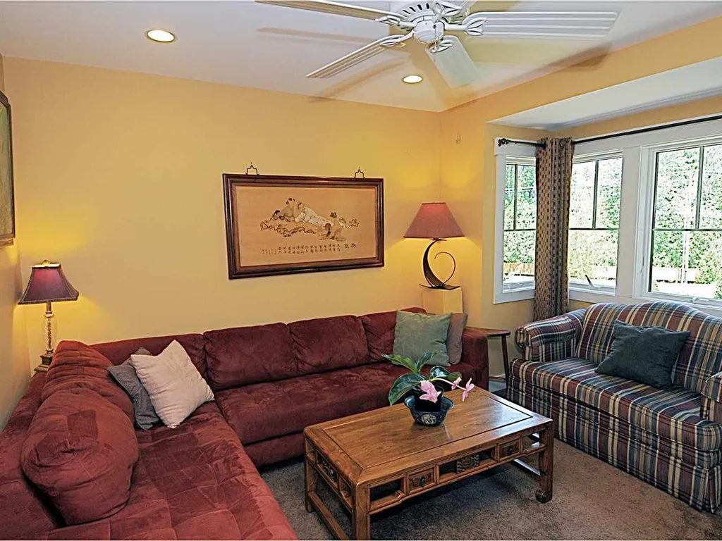 837 Bay Road Shelburne VT 05482