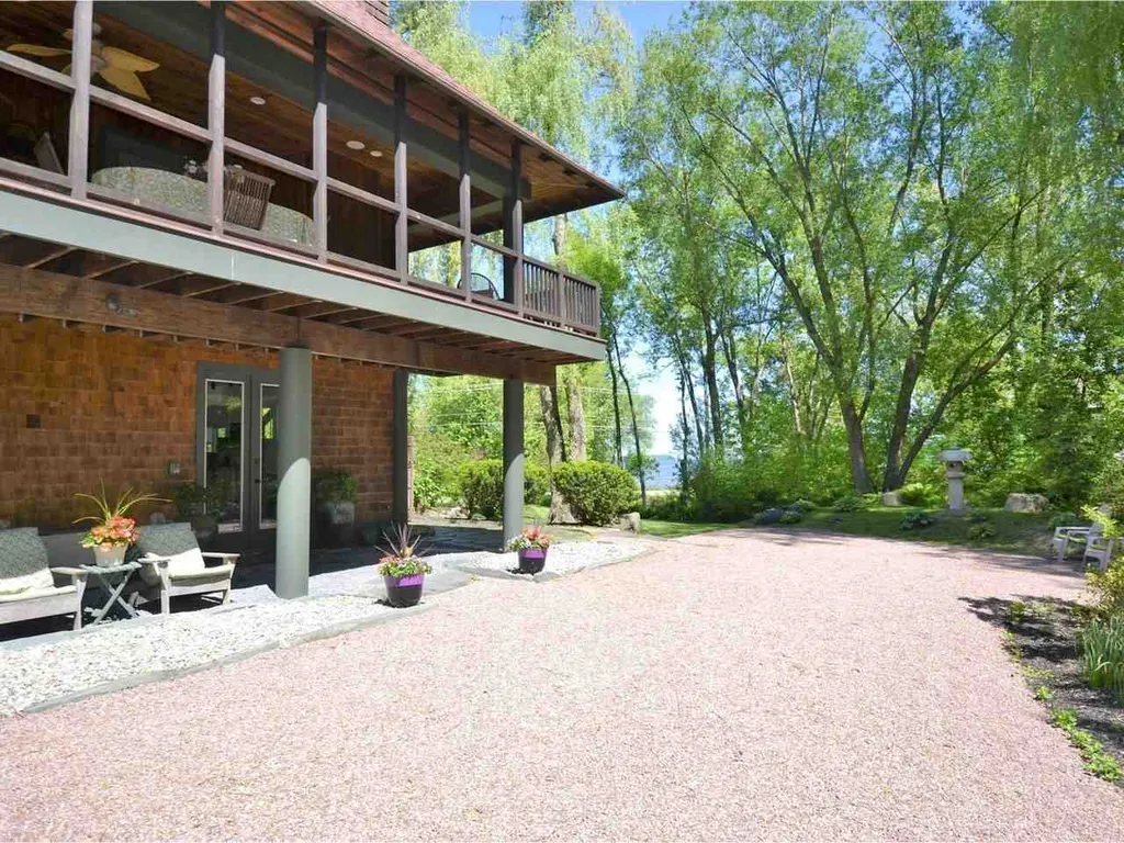 837 Bay Road Shelburne VT 05482