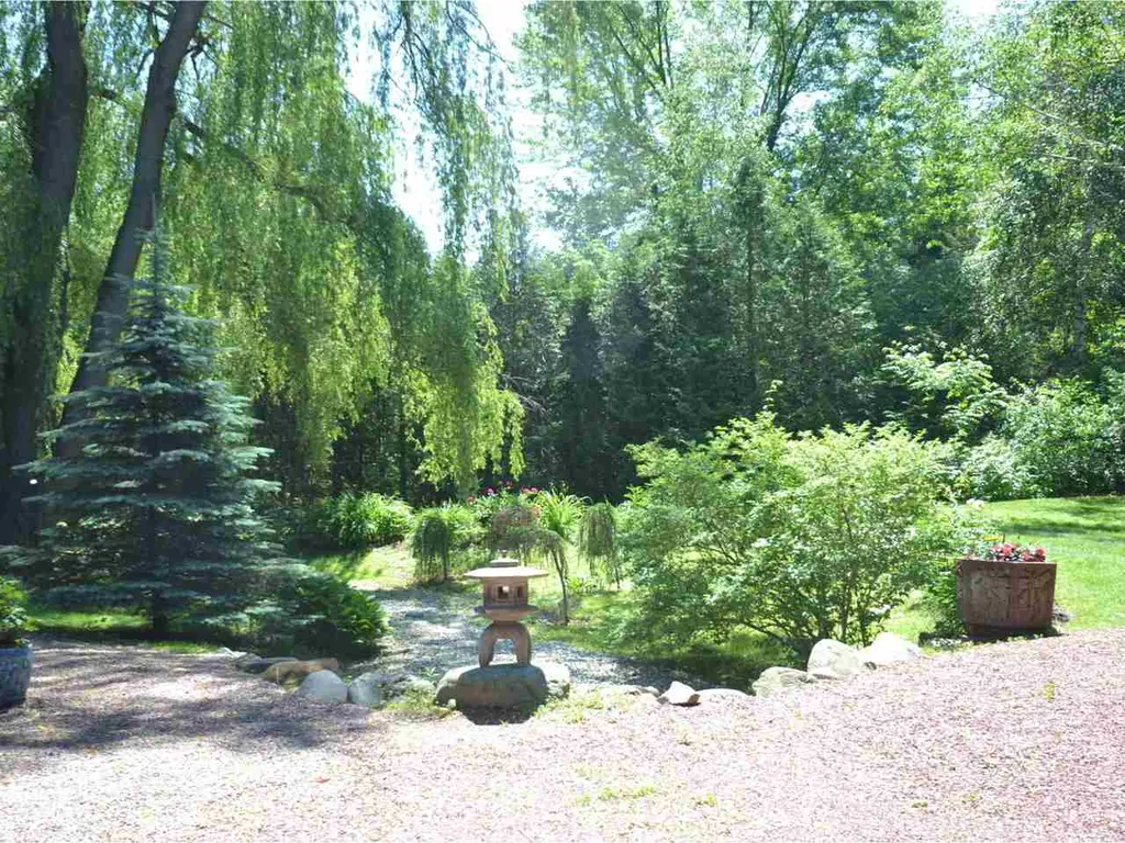 837 Bay Road Shelburne VT 05482