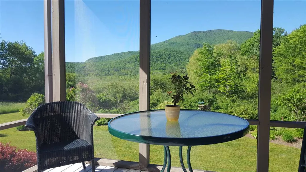 27 Lane Road Dorset VT 05251