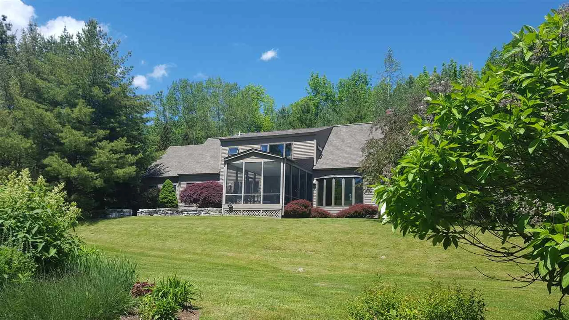 27 Lane Road Dorset VT 05251
