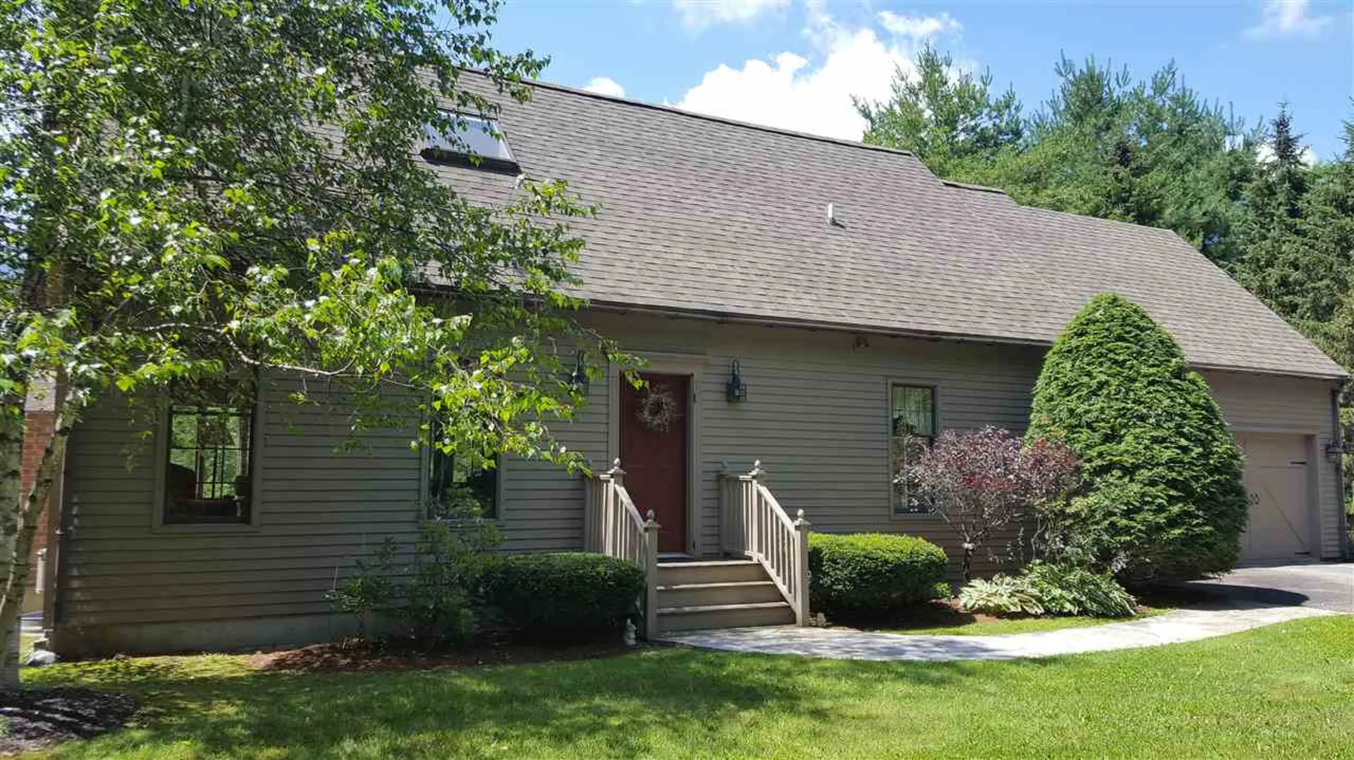27 Lane Road Dorset VT 05251