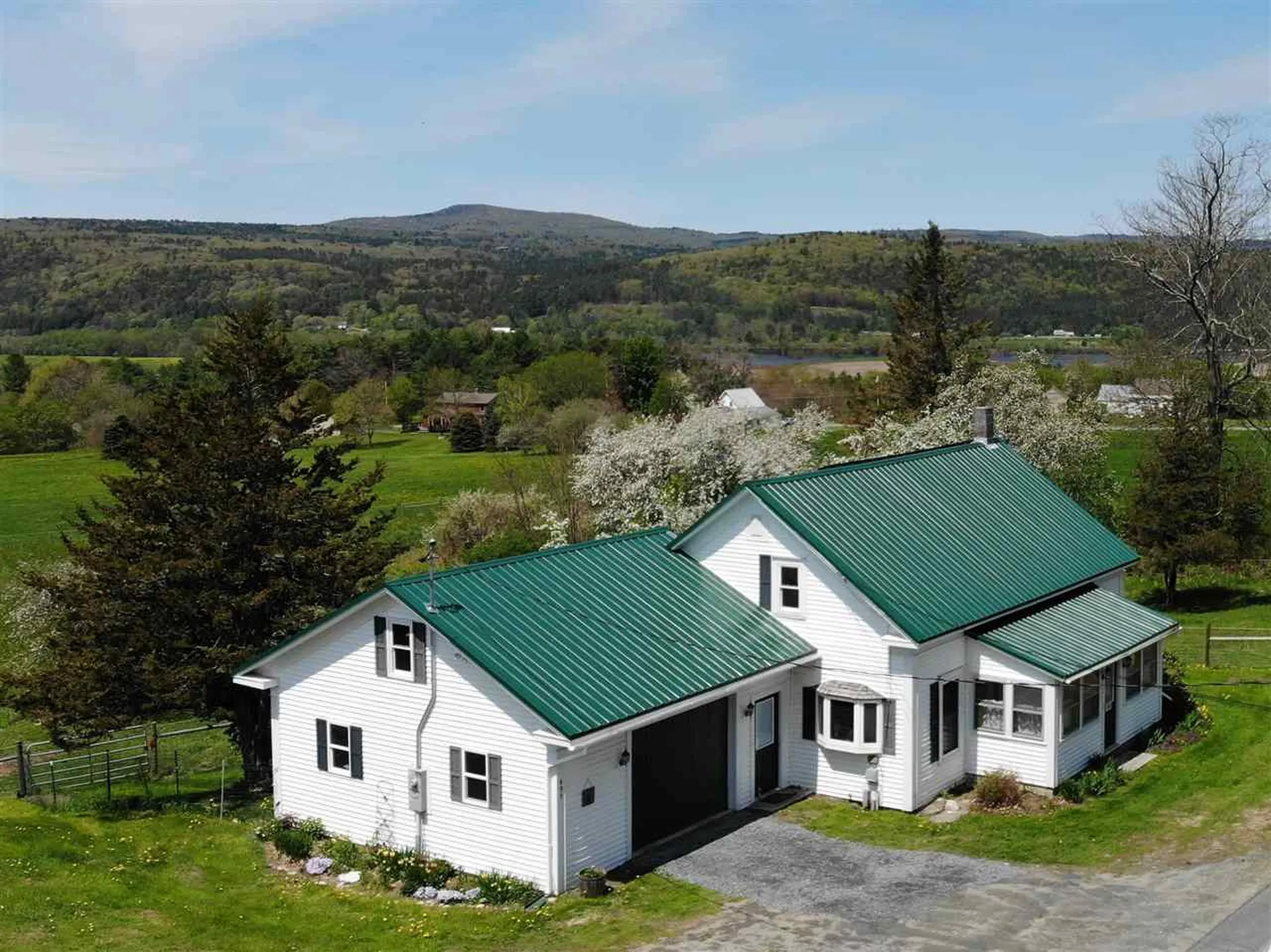 495 Route 10 Piermont NH 03779