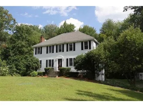 4 Nutfield Drive Londonderry NH 03053
