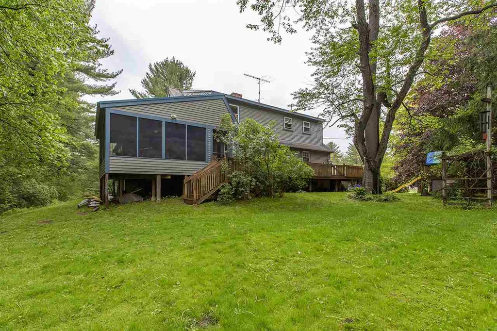 1 Meadowview Lane Stratham NH 03885