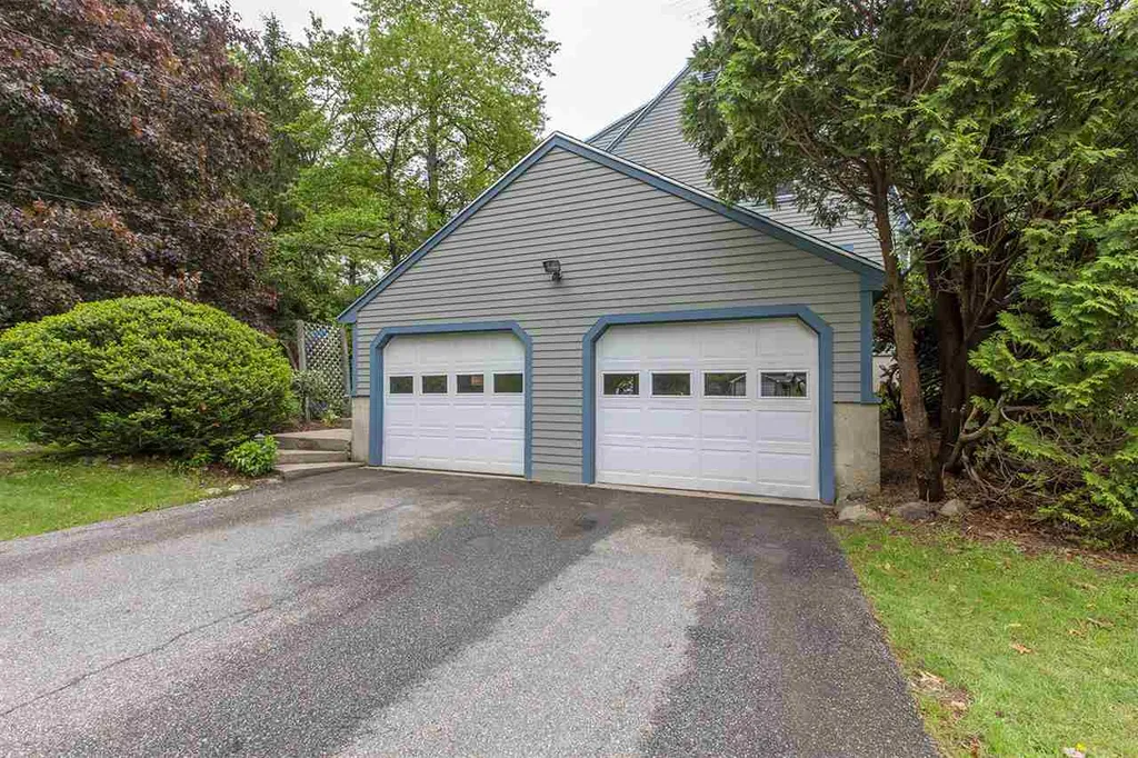 1 Meadowview Lane Stratham NH 03885