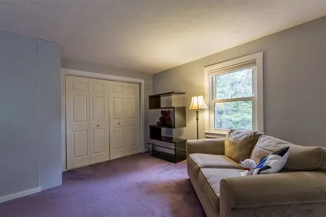1 Meadowview Lane Stratham NH 03885