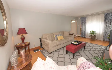 14 Rosewood Avenue Salem NH 03079