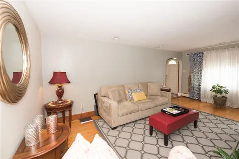 14 Rosewood Avenue Salem NH 03079