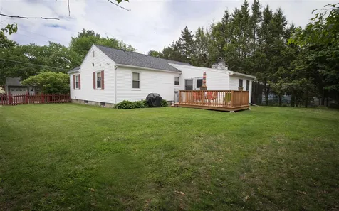 14 Rosewood Avenue Salem NH 03079