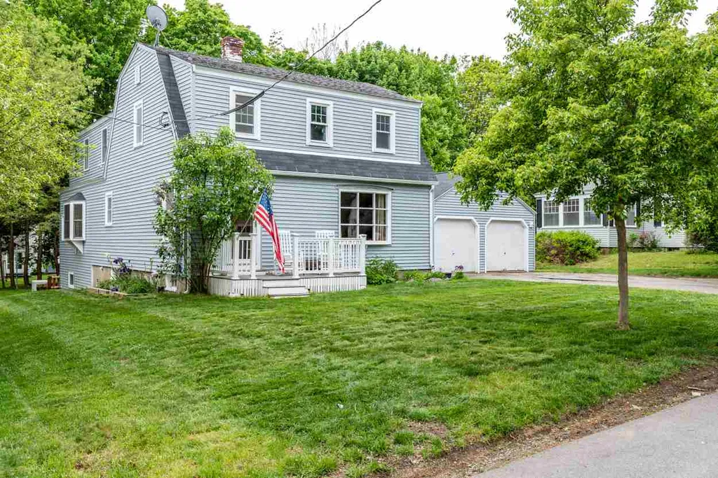 48 Hillside Drive Portsmouth NH 03801