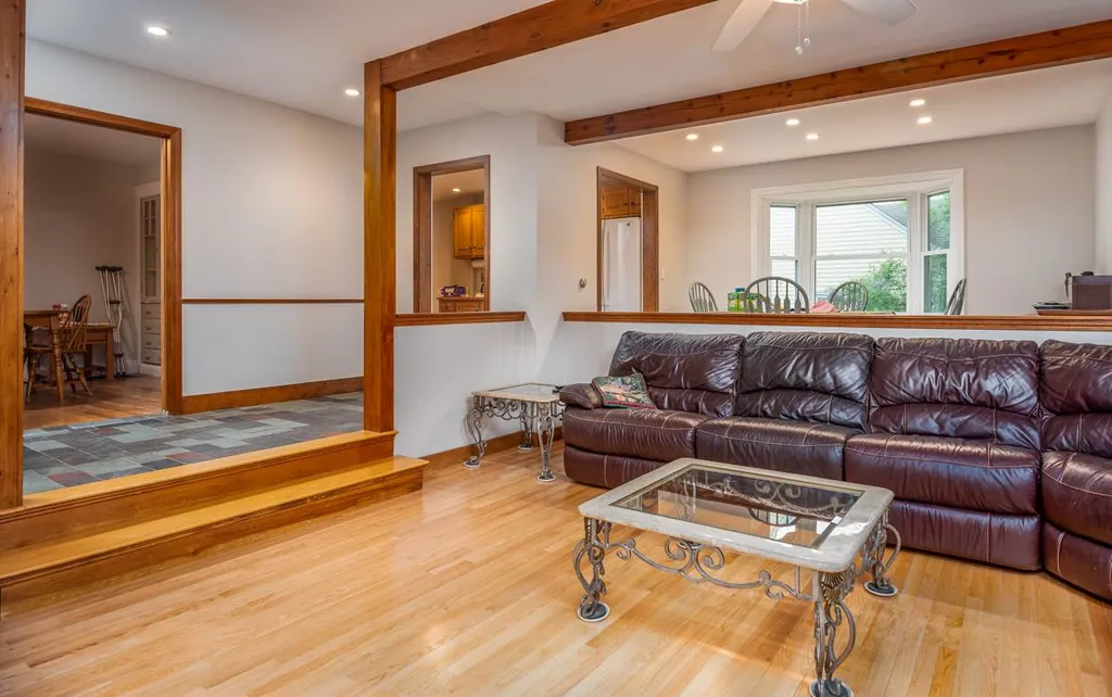 48 Hillside Drive Portsmouth NH 03801