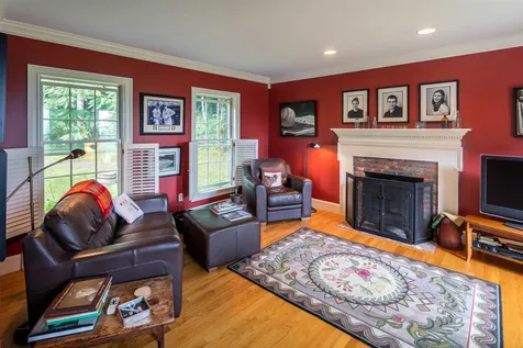 236 Old Farm Road Pomfret VT 05053