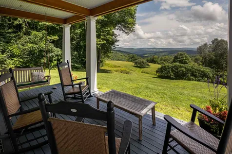 236 Old Farm Road Pomfret VT 05053