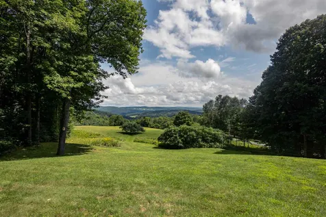236 Old Farm Road Pomfret VT 05053