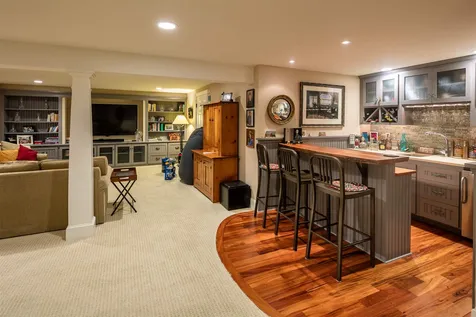 236 Old Farm Road Pomfret VT 05053