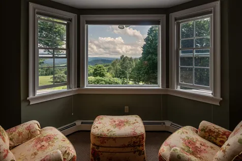 236 Old Farm Road Pomfret VT 05053