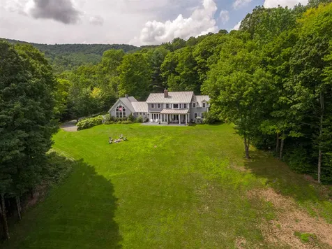 236 Old Farm Road Pomfret VT 05053