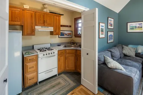 236 Old Farm Road Pomfret VT 05053