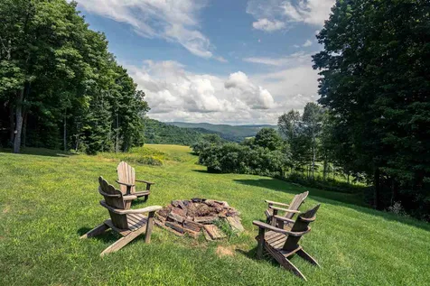236 Old Farm Road Pomfret VT 05053