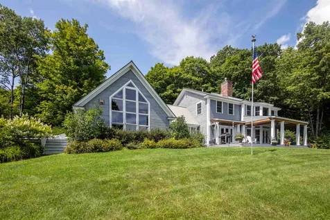236 Old Farm Road Pomfret VT 05053