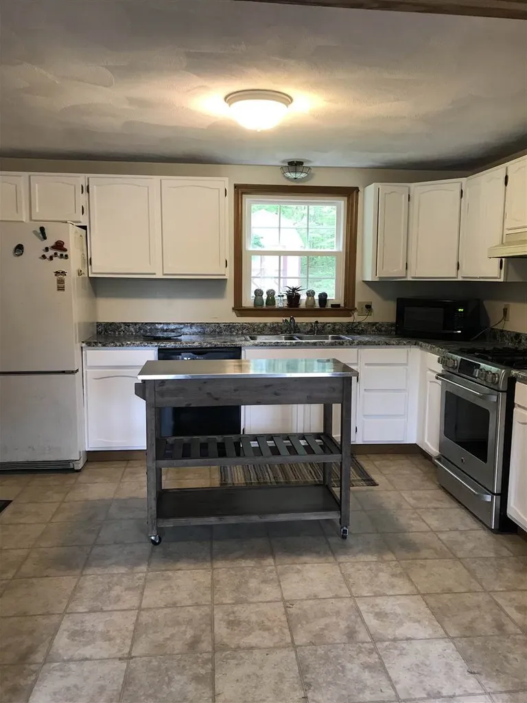 30 Beaver Dam Road South Berwick ME 03908