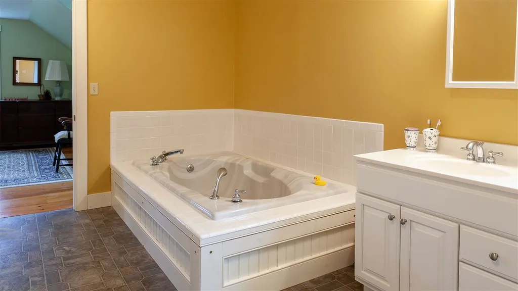 222 Hill Road Acworth NH 03601