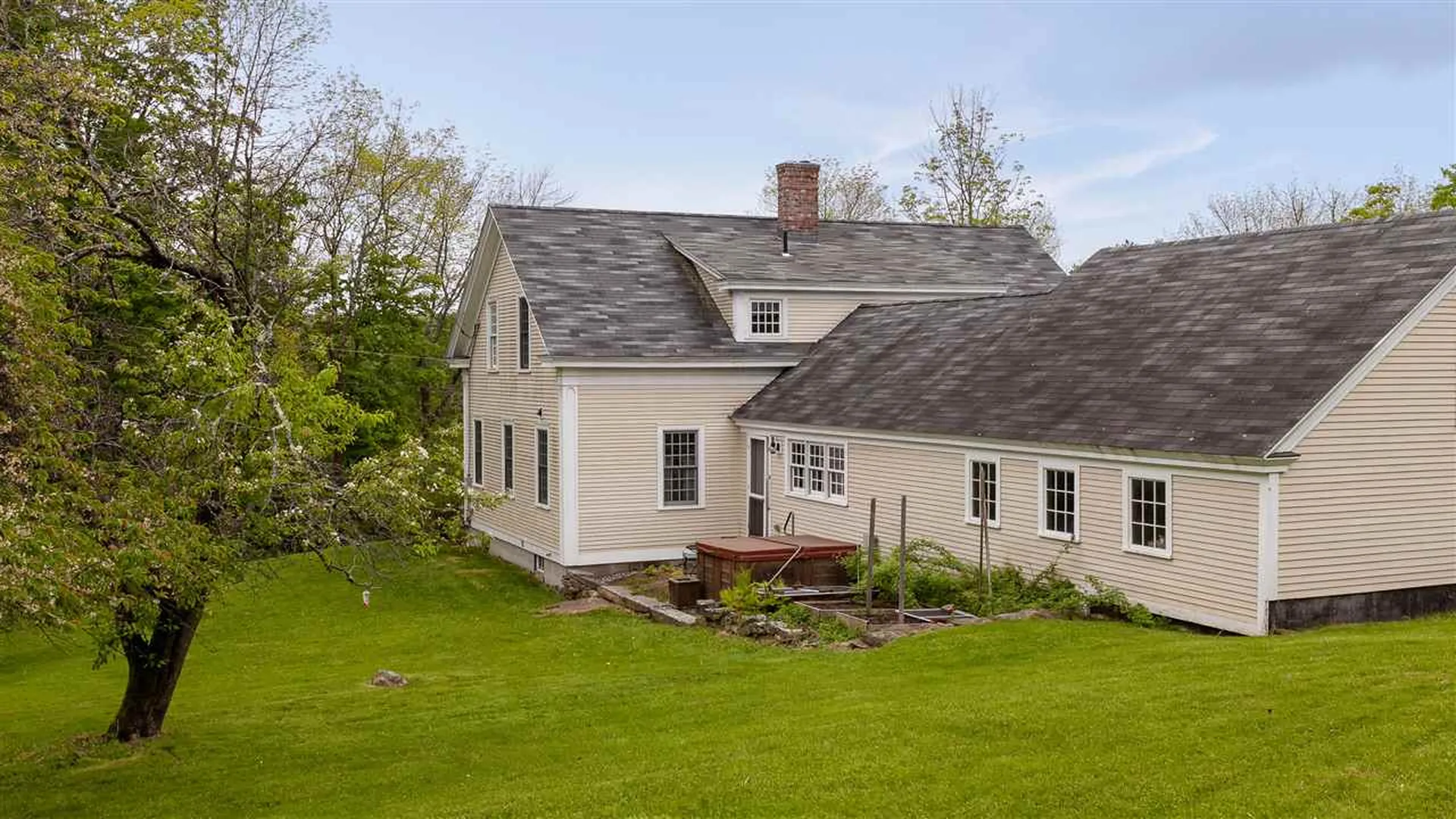222 Hill Road Acworth NH 03601