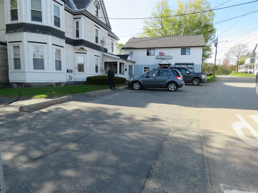15 Taylor Street Newport City VT 05855