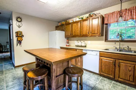 10 Sonya Road Milton VT 05468