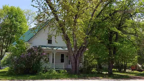 109 Pleasant Street Conway NH 03818