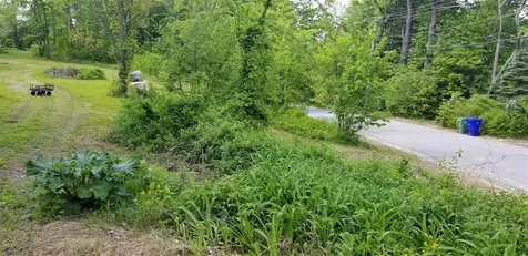 30 Carriage Road Bow NH 03304