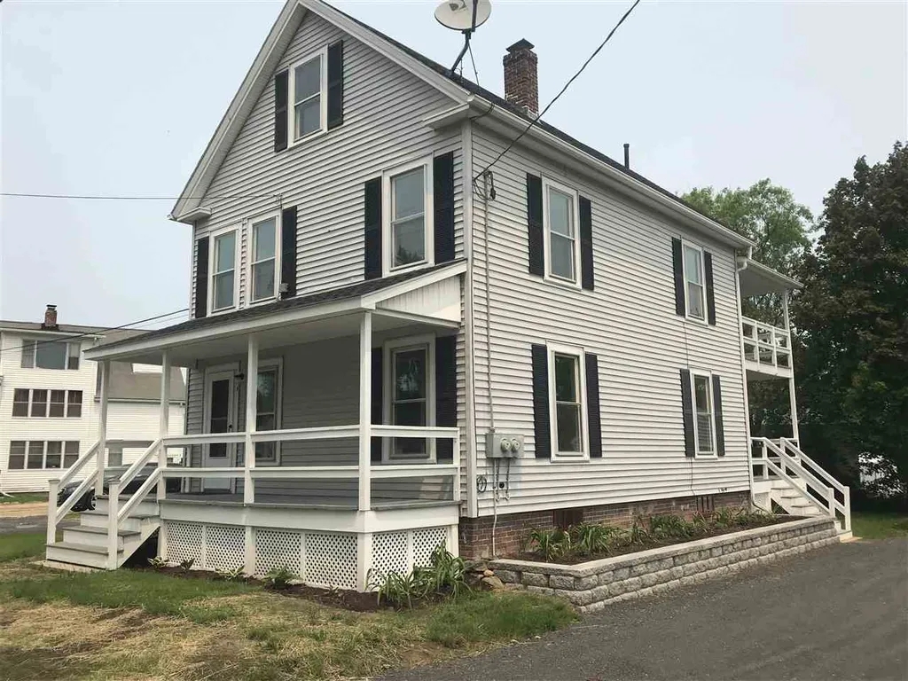 4 Down Street Somersworth NH 03878