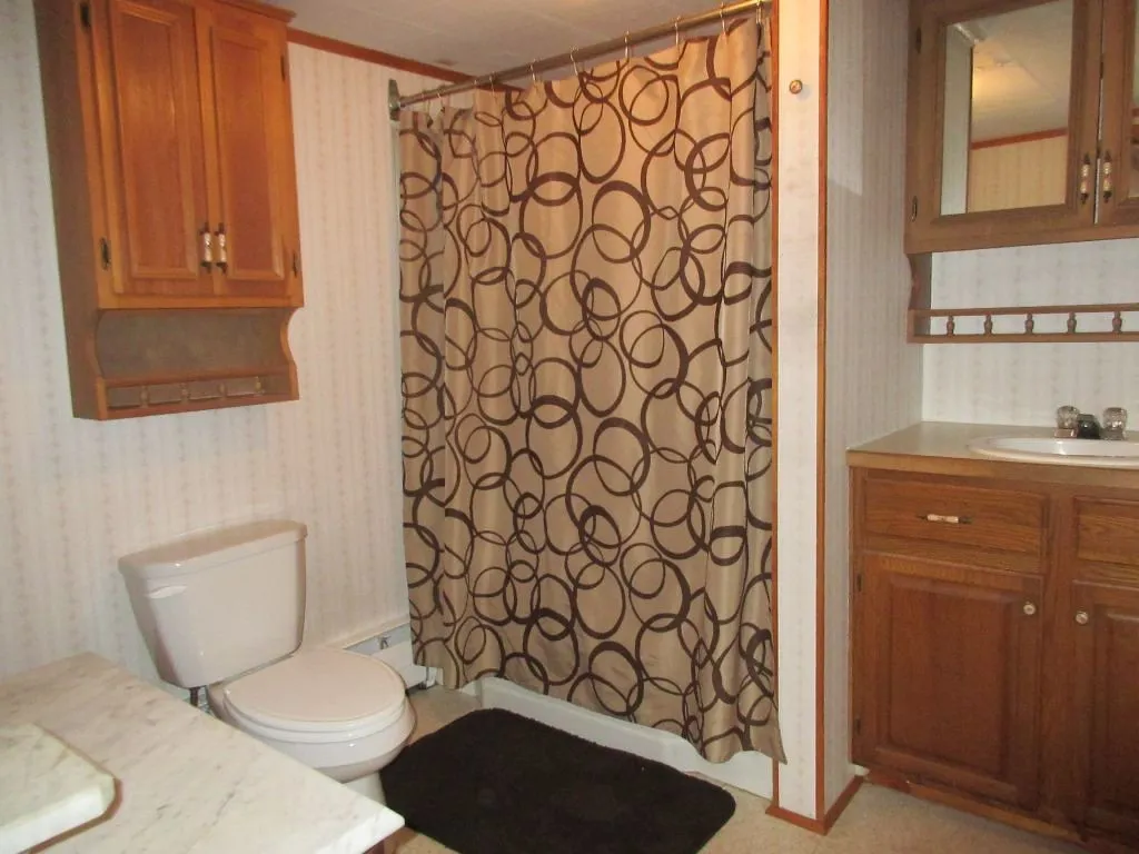 1405 Us Route 4 Danbury NH 03230