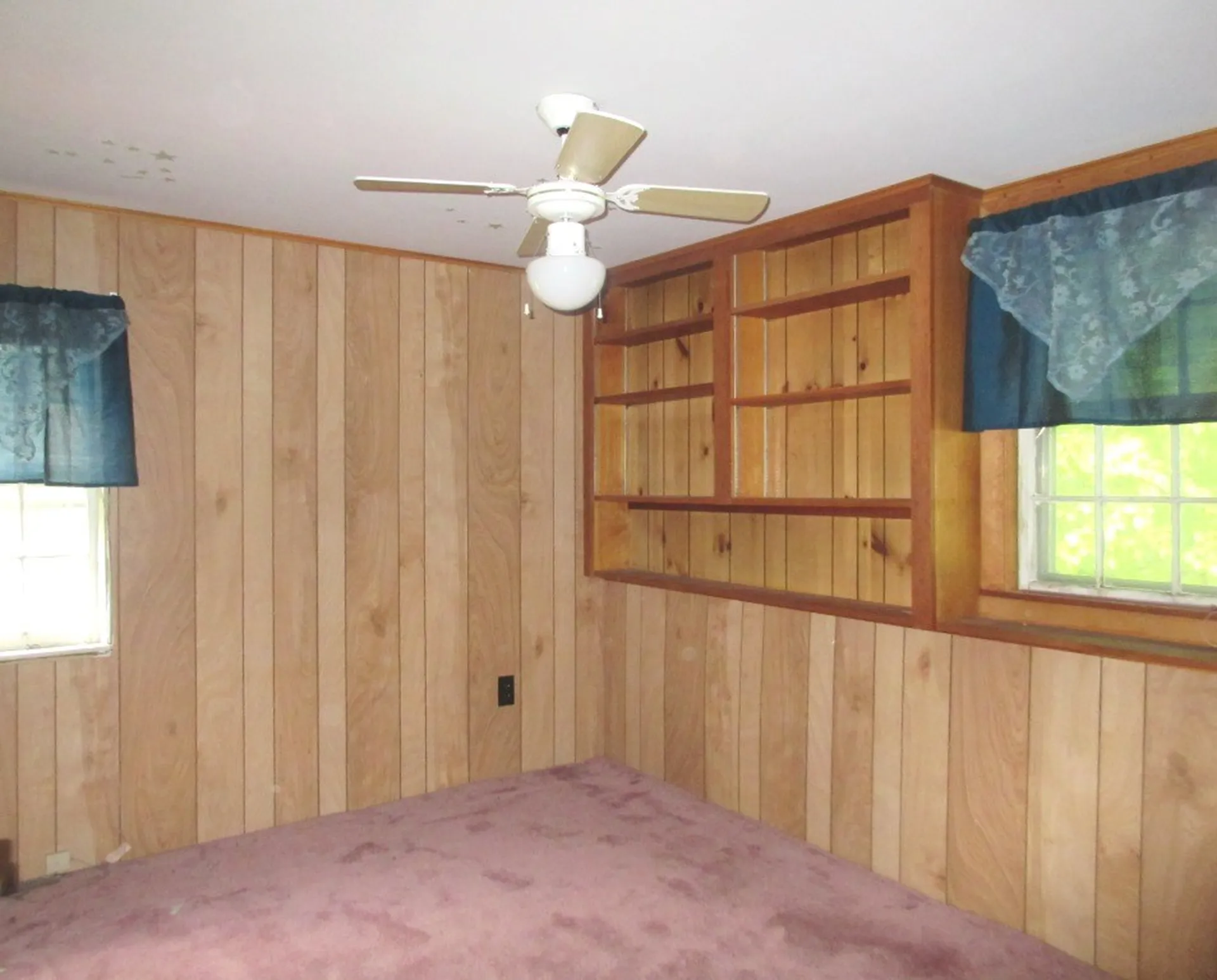 1405 Us Route 4 Danbury NH 03230