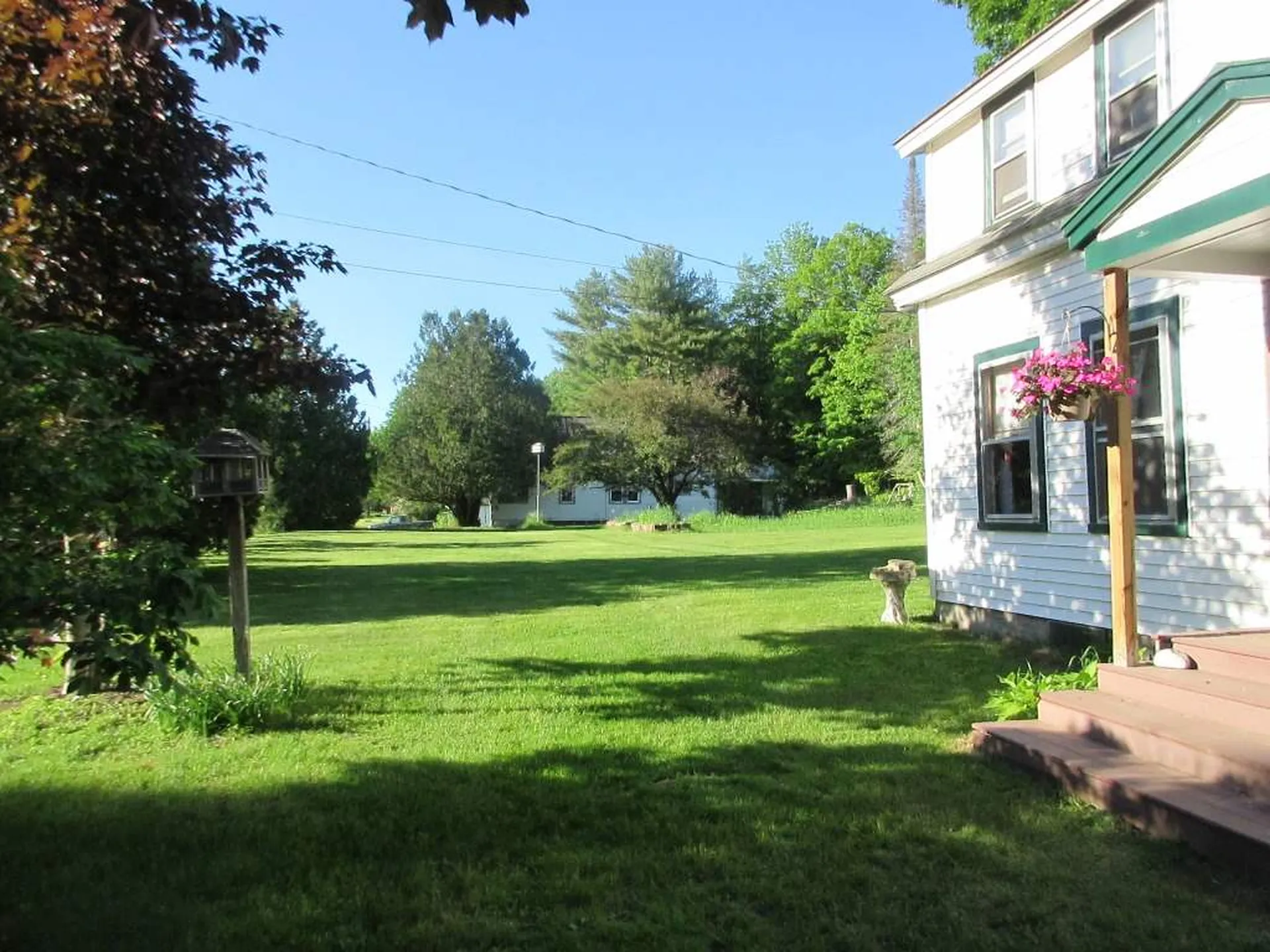 1405 Us Route 4 Danbury NH 03230