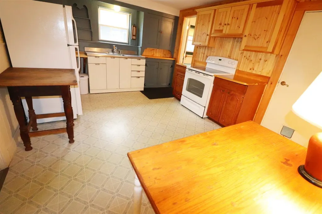 20 Maple Street Lincoln NH 03251
