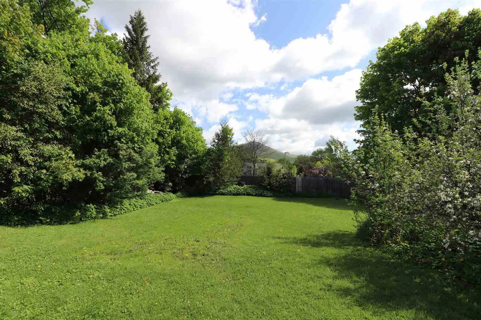 20 Maple Street Lincoln NH 03251