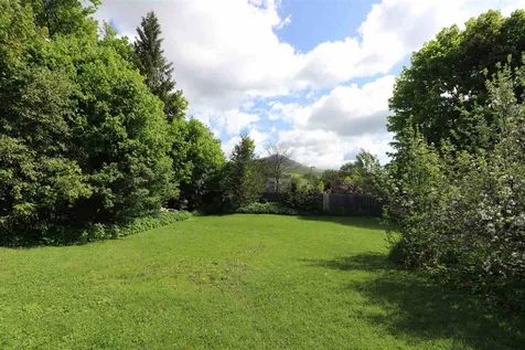 20 Maple Street Lincoln NH 03251