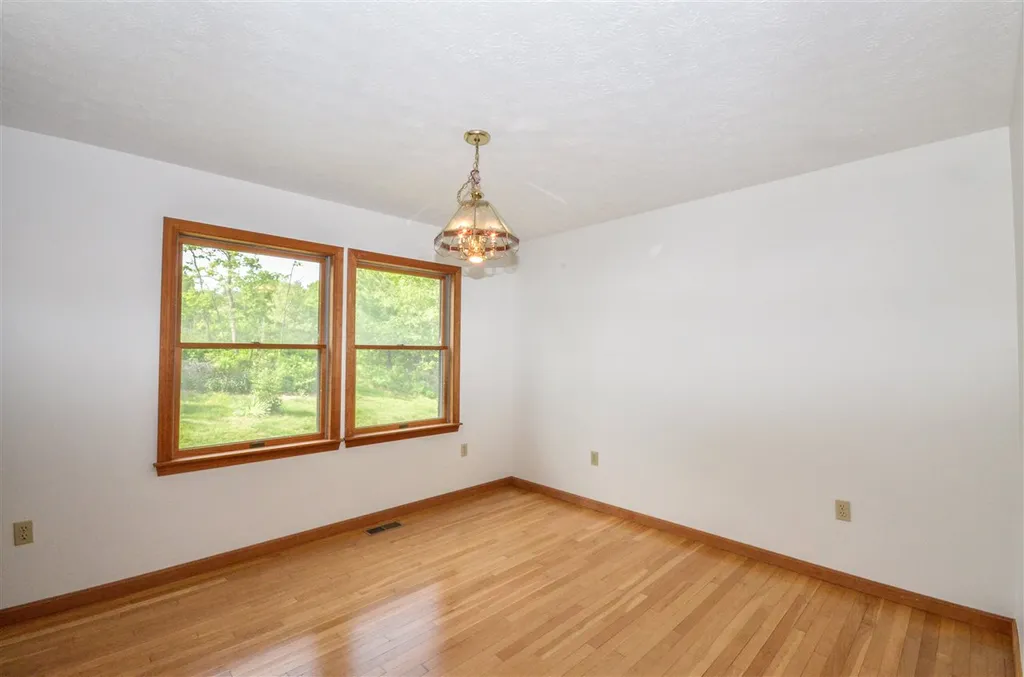 131 Snook Road Goffstown NH 03045