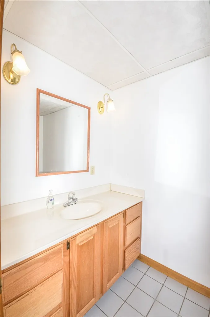 131 Snook Road Goffstown NH 03045