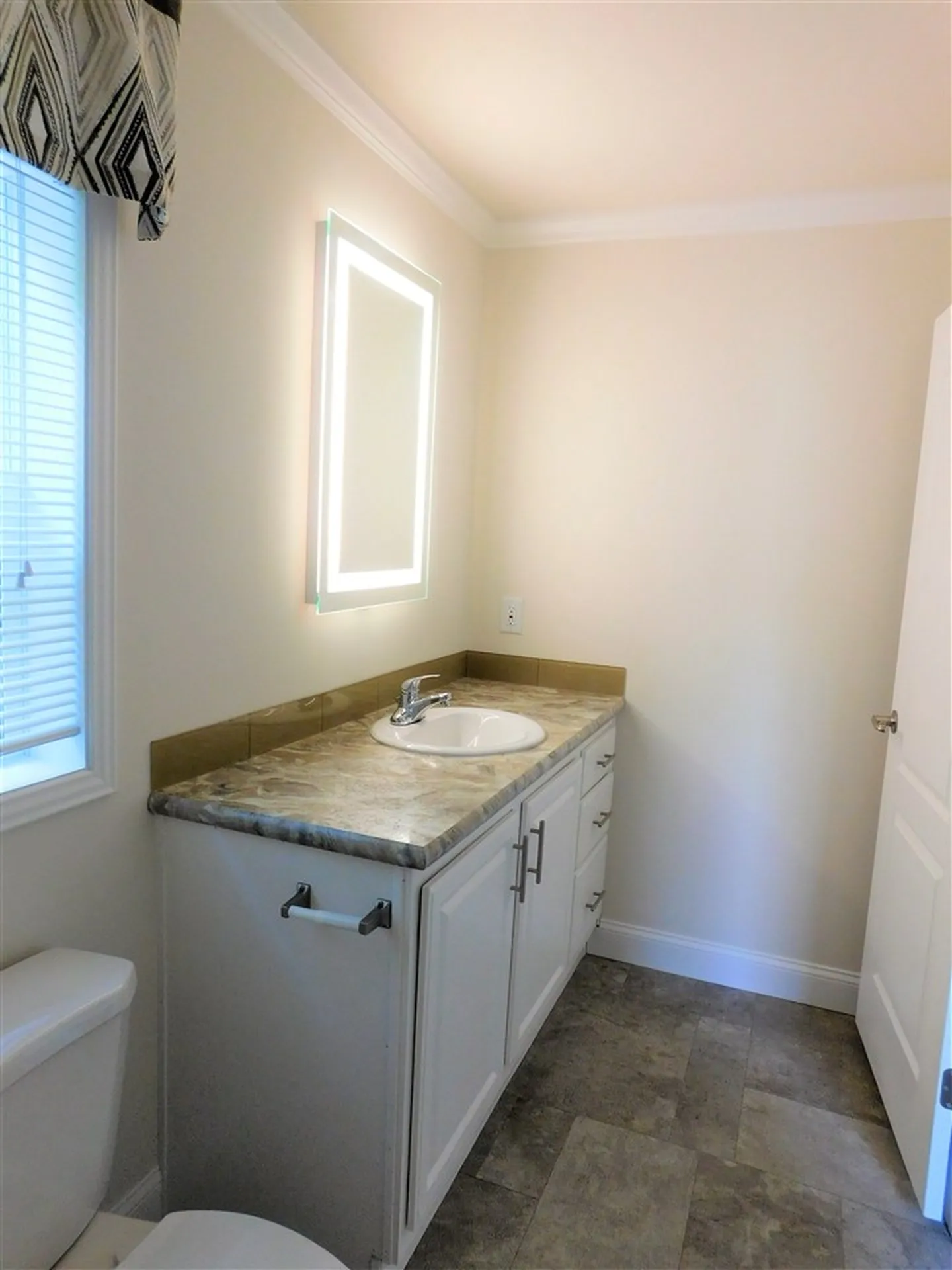 12 Sandpiper Path North Hampton NH 03862