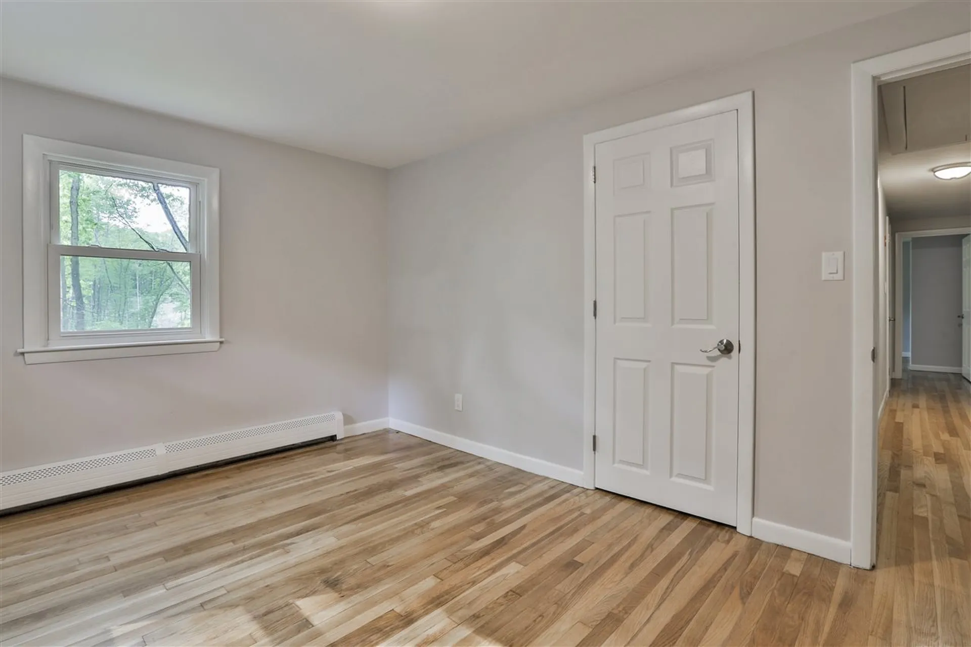 27 Berry Road Derry NH 03038