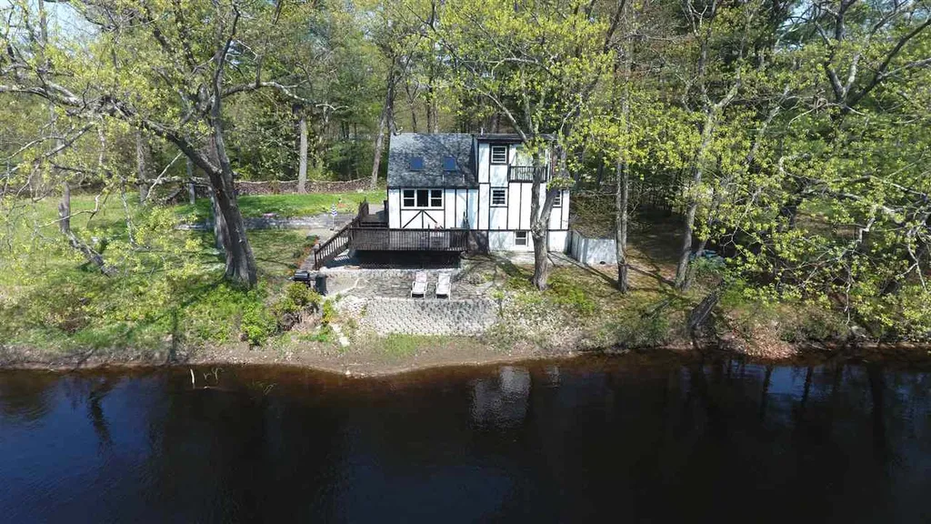 12 Riverside Drive Allenstown NH 03275