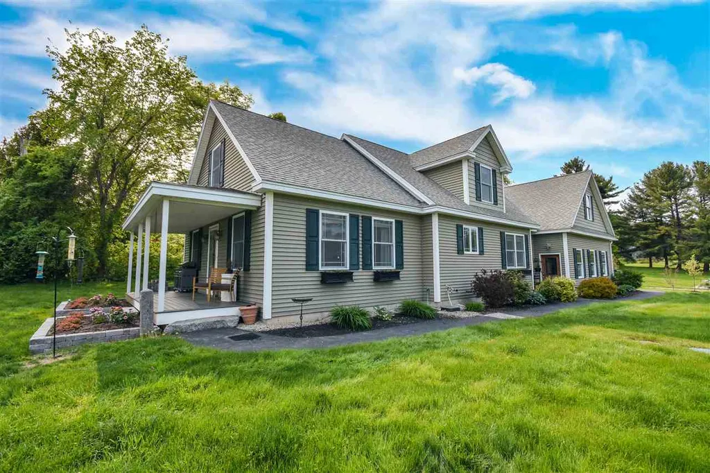 1 Ross Road Rollinsford NH 03869