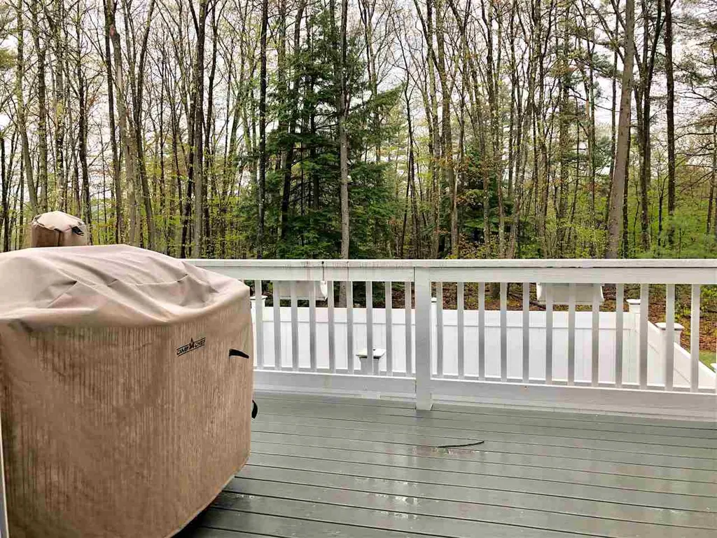 23 Deerfield Road Northwood NH 03261