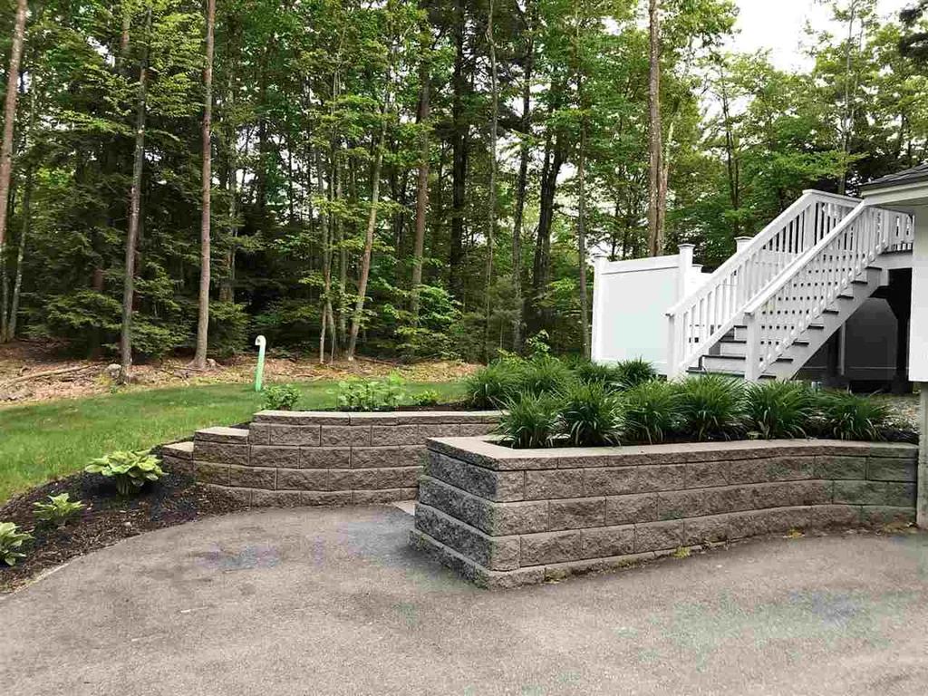 23 Deerfield Road Northwood NH 03261